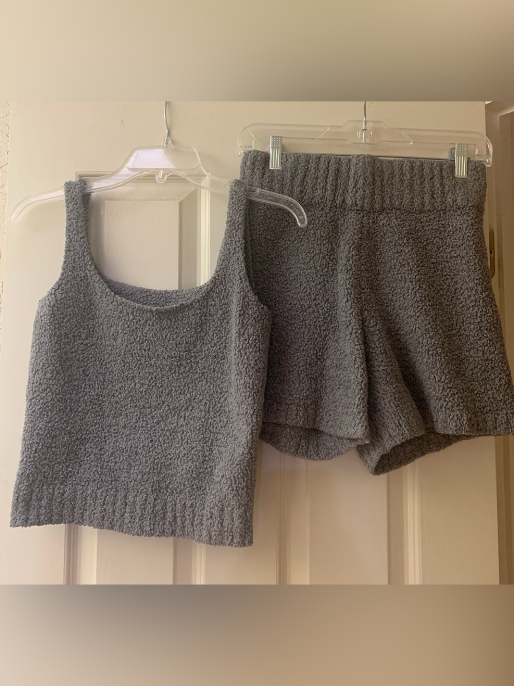 SKIMS Plush Scoop Tank & Elastic Waist Shorts — Gray
